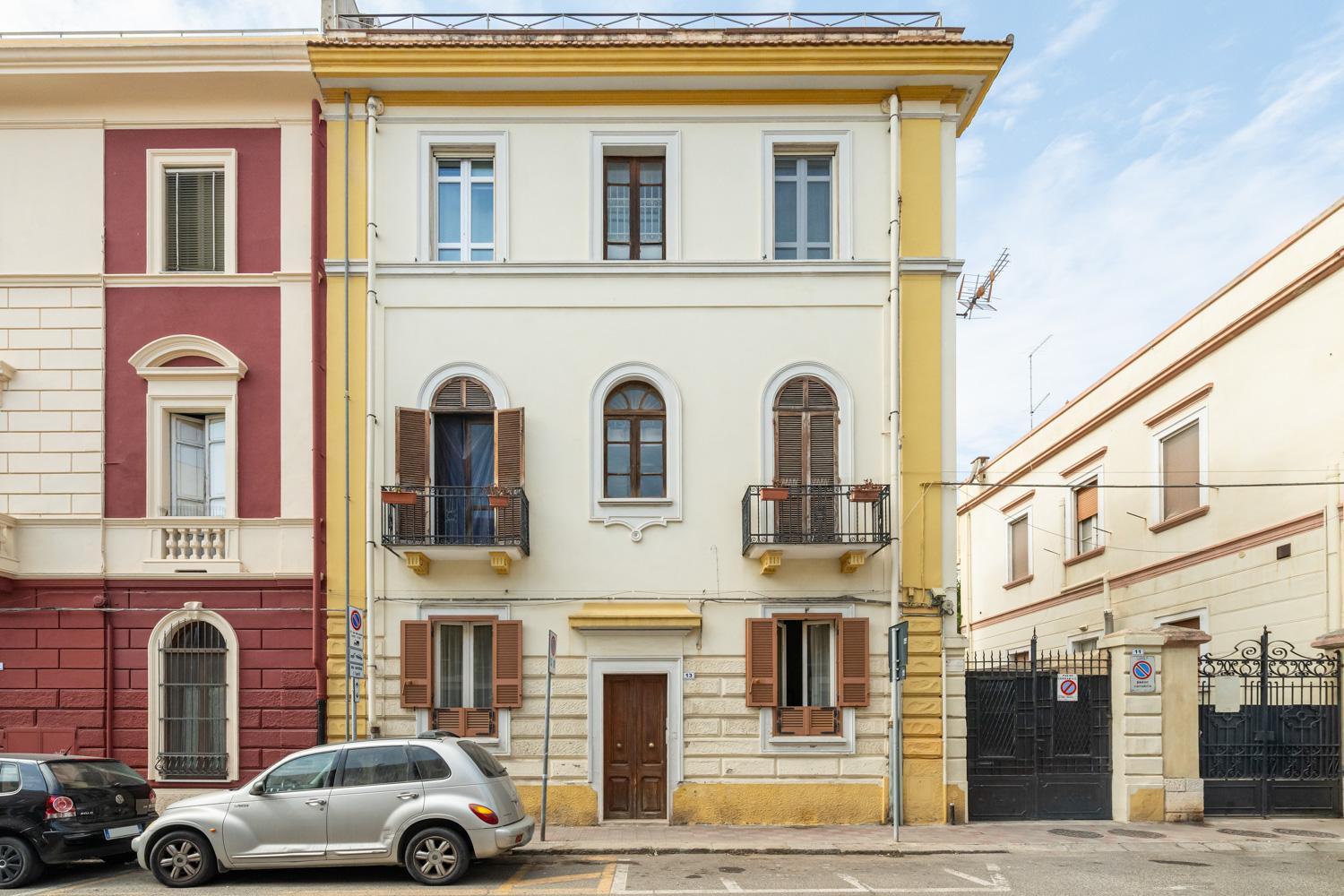 Greta House San Benedetto Apartment Каляри Екстериор снимка